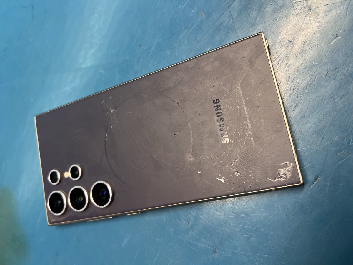 Samsung Galaxy cracked back glass before repair — CellRepair Chula Vista